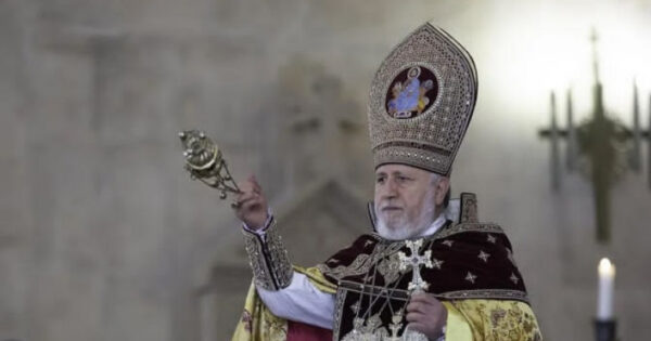 Եկեղեցու դեմ իշխանության պատերազմը մտնում է նոր՝ ավելի խայտառակ փուլ. «Փաստ»