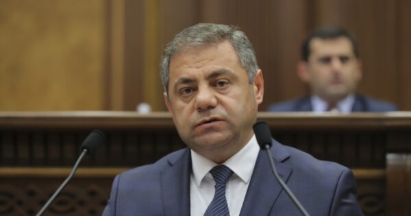 Երկու բնակարան, երկու Mercedes-Benz և տասնյակ միլիոնների եկամուտ․ ինչ ունեցվածք ունի ՍԴ դատավոր Հովակիմ Հովակիմյանը․ «Ժողովուրդ»