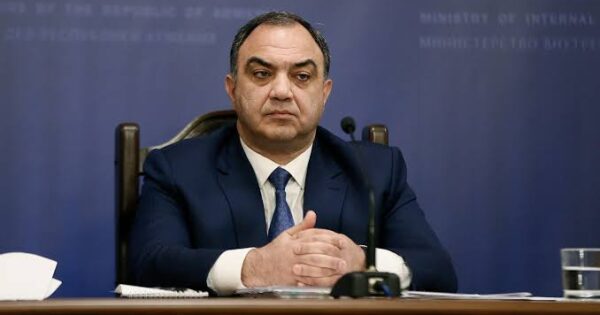 Վահե Ղազարյանն աչք է դրել նախարարի աթոռի վրա. «Հրապարակ»