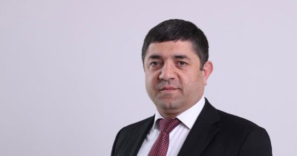 ՔՊ խմբակցությունում շատերից ալկոհոլի հոտ է փչում. գինարբուքներ խորհրդարանում. «Հրապարակ»