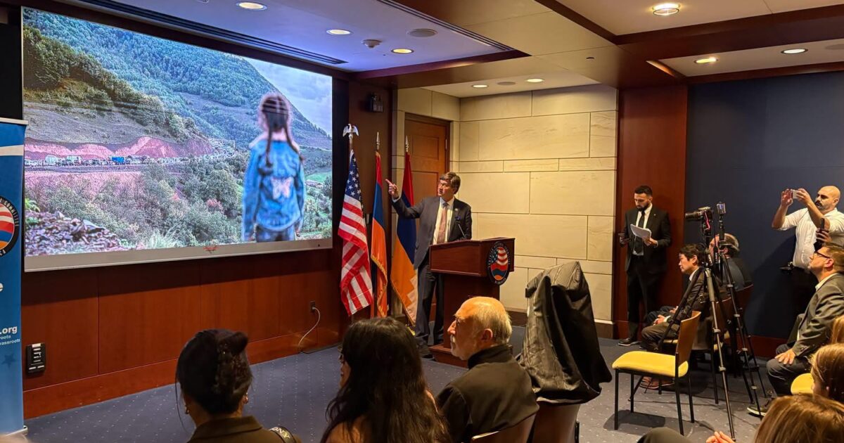 «Հասկանում եմ մարդկային տառապանքը ճանաչելու պատասխանատվությունը»․ ԱՄՆ կոնգրեսական Բրեդ Շնայդերը՝ ANCA-ի միջոցառմանը