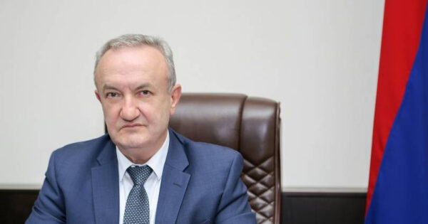 Փաշինյանը դիտարկում է իր խորհրդական Վահրամ Դումանյանին Մեքսիկայում ՀՀ դեսպան նշանակելու հնարավորությունը․ «Ժողովուրդ»