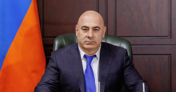 Աբովյանի ընտրությունների գլխավոր ինտրիգը. կառաջադրվի՞, արդյոք, Էդուարդ Բաբայանը. «Փաստ»