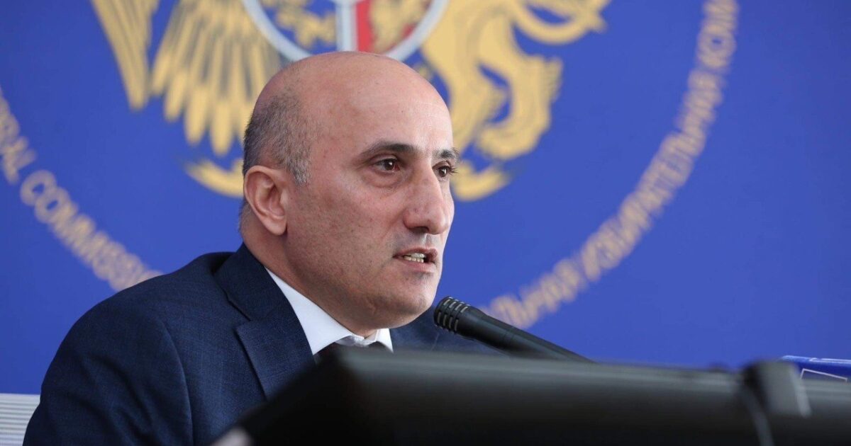 Կադրային չիստկաներ՝ ԿԸՀ-ում. «Հրապարակ»