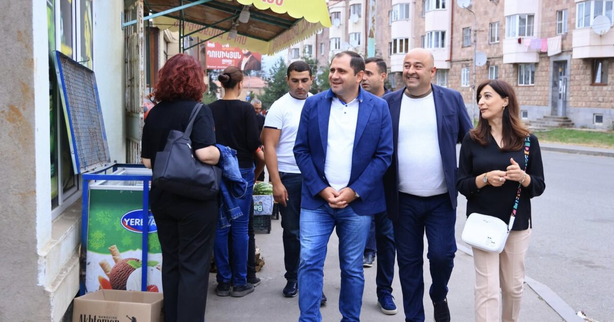 Սուրեն Պապիկյանի երկրորդ դեղին քարտը. «Հրապարակ»