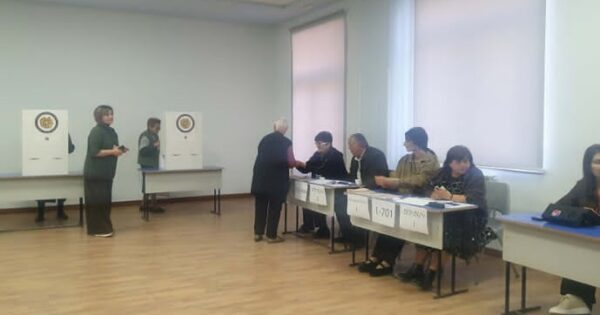 Ժողովրդավարության դիակի վրա տոնվող «հաղթանակը». «Փաստ»