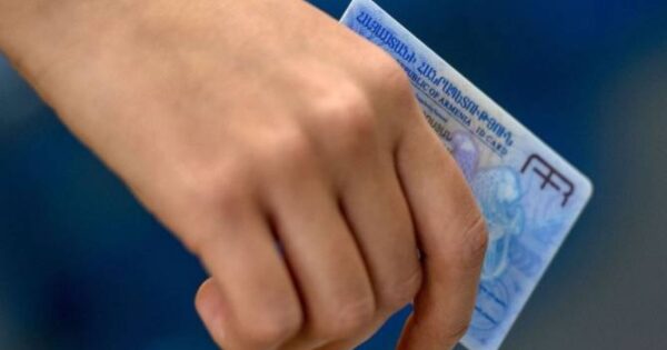 Հայաստանում սահմանվել են նոր կենսաչափական փաստաթղթերի գները