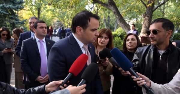 «27 տարի մենք նույնն ենք լսում»․ Նարեկ Կարապետյանն անդրադարձել է «Հոկտեմբերի 27»-ի գործի ընթացքին