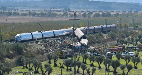 Մեծ ողբերգություն Իսպանիայում․ Մոռայի և Ուրդայի միջև մարդատար գնացքների բախումից տասնյակ զոհեր կան