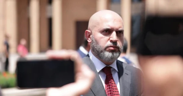 «Հայաստանում փաստացի ընթանում է սառը քաղաքացիական պատերազմ»․ Արմեն Աշոտյան