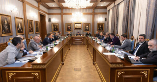 Իշխանությունը չունի Եկեղեցու գործերին միջամտելու ոչ մի իրավունք. «Փաստ»